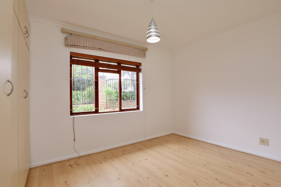 To Let 4 Bedroom Property for Rent in La Concorde Western Cape